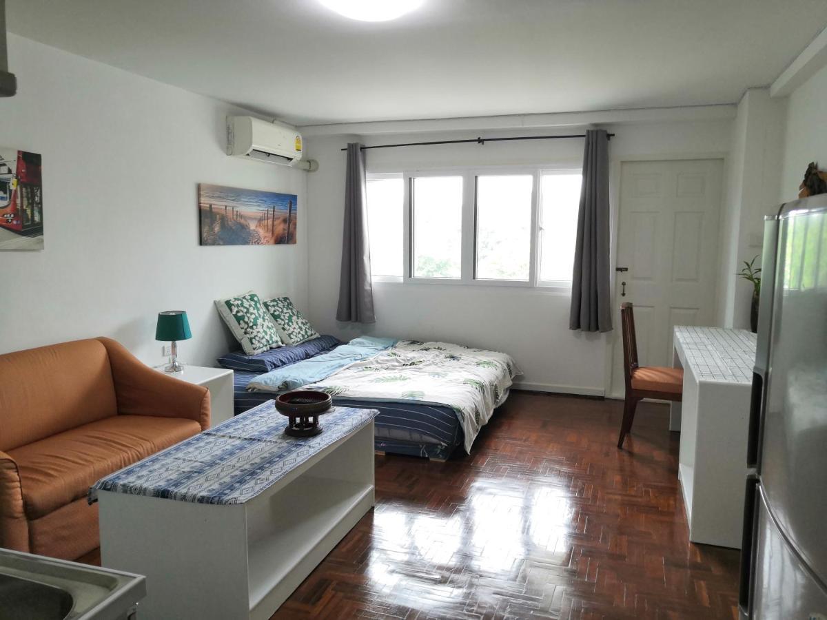 7 Pool Condo Opposite The Train Station Near Old City And Nimman Chiang Mai Eksteriør billede